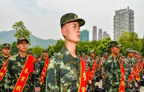 大学生士兵提干需要准备什么材料(大学生士兵提干有名额限制吗)