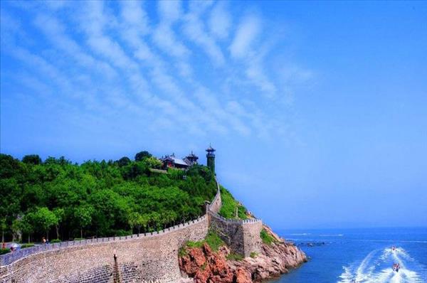 山东暑假旅游胜地(暑假适合去哪里旅游,经济又实惠山东)