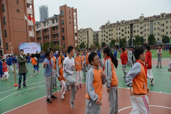 枫树山小学划片(莲湖枫树山小学怎么样)